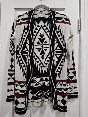 Pink Republic Aztec Geometric Open Front Cardigan Sweater Egret Black S